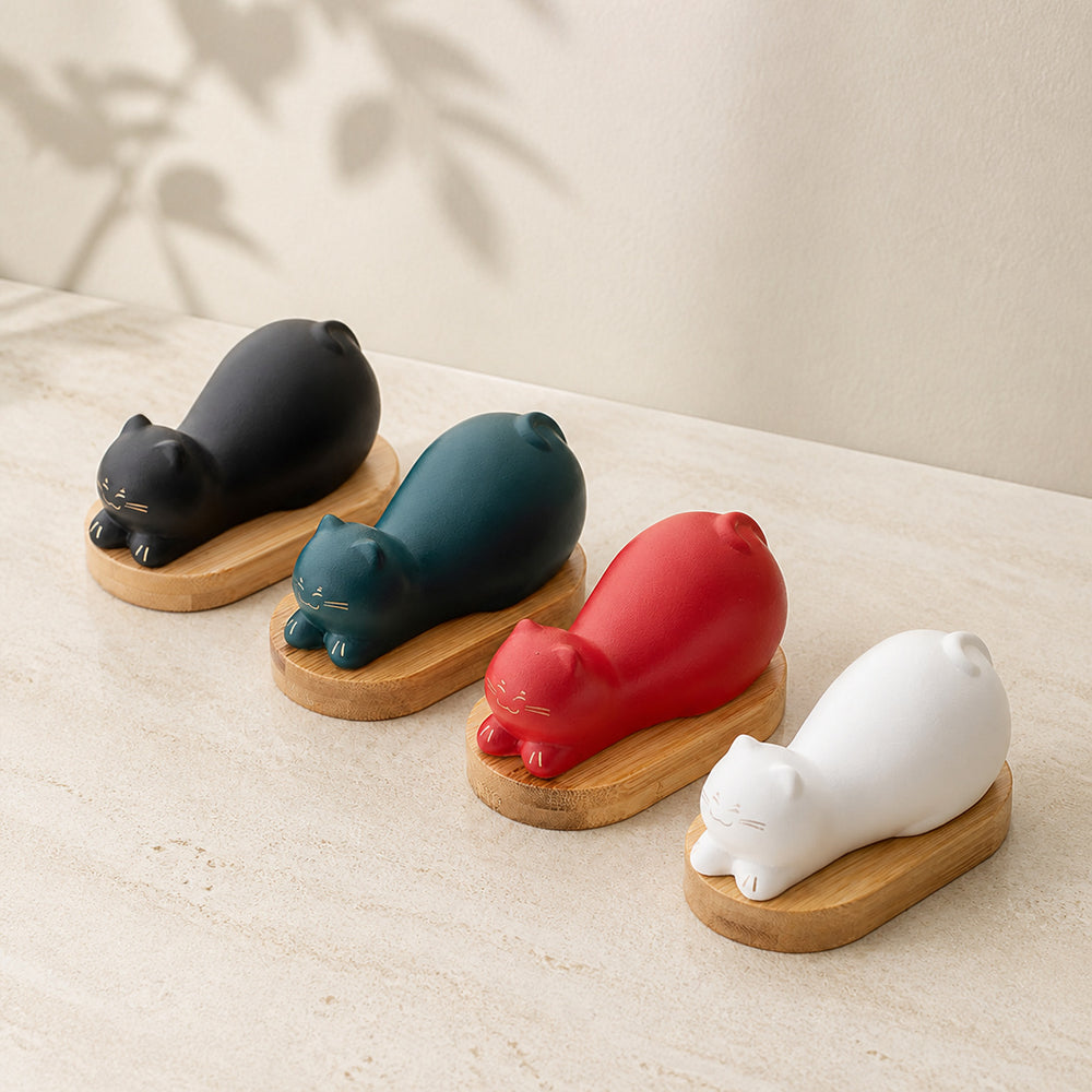 Ceramic Lazy Cat Figurine with Bamboo Base – Tea Pet Desk Décor
